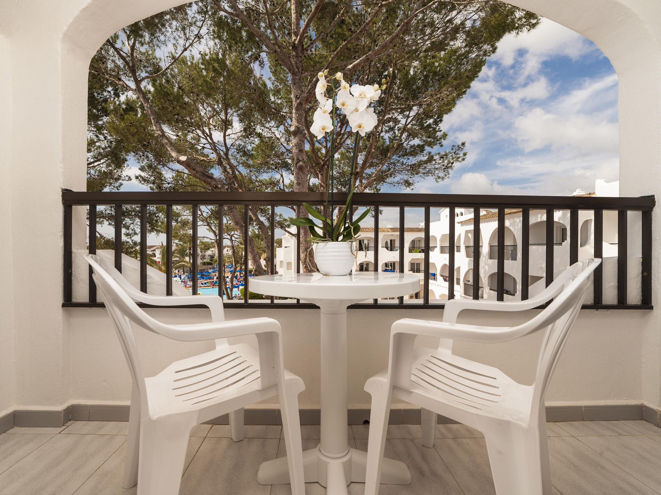 Aparthotel Globales Bouganvilla Sa Coma (Mallorca)