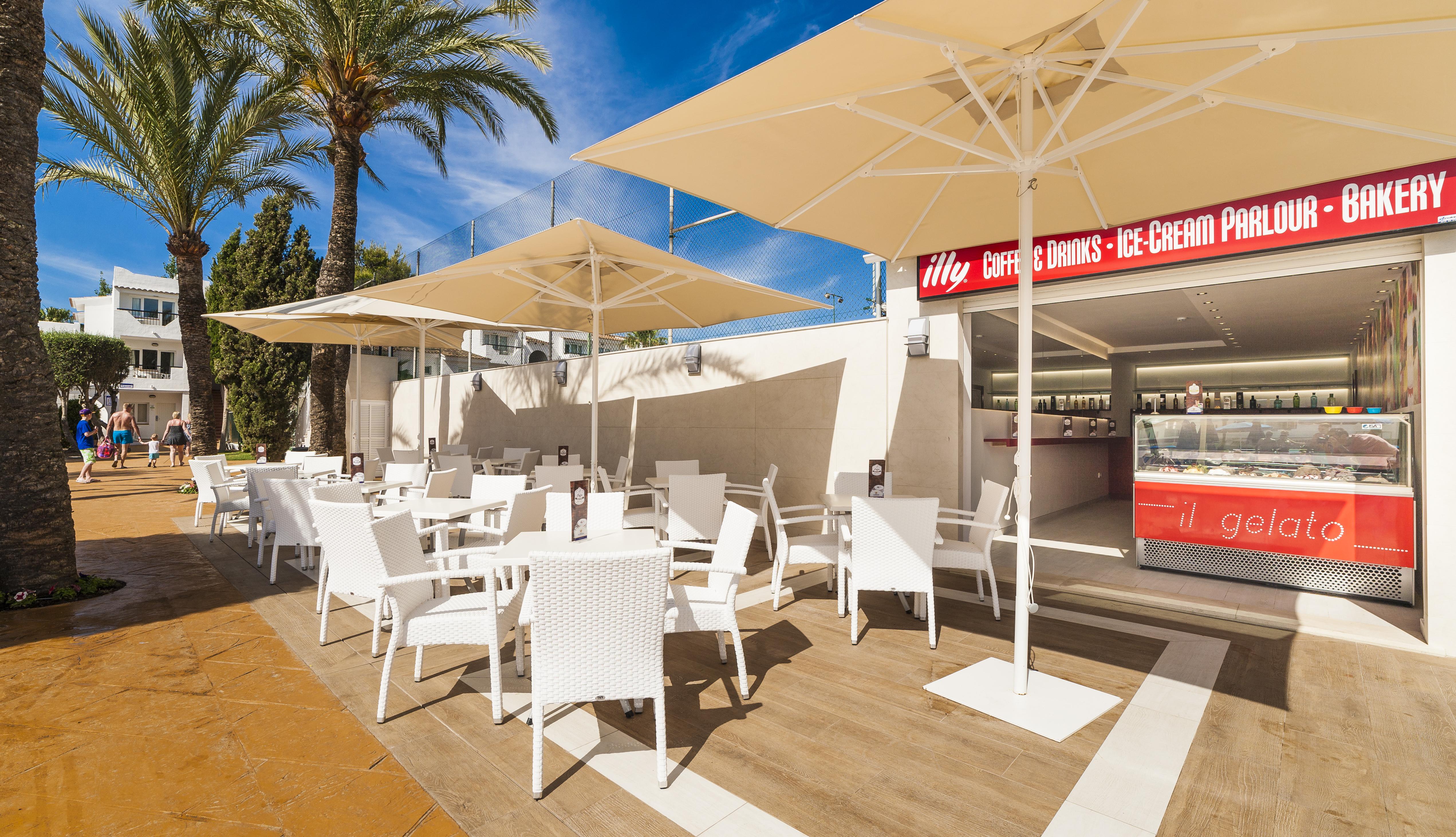Globales Bouganvilla Aparthotel Sa Coma (Mallorca)