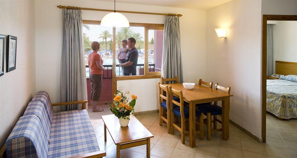 Globales Bouganvilla Aparthotel Sa Coma (Mallorca)