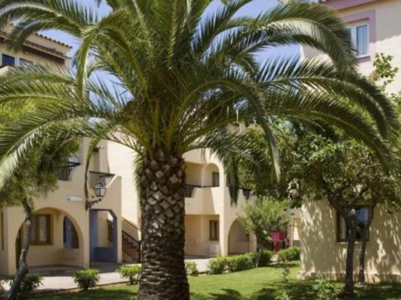 Globales Bouganvilla Aparthotel 3*