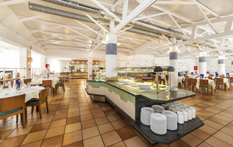 Globales Bouganvilla Aparthotel 3*