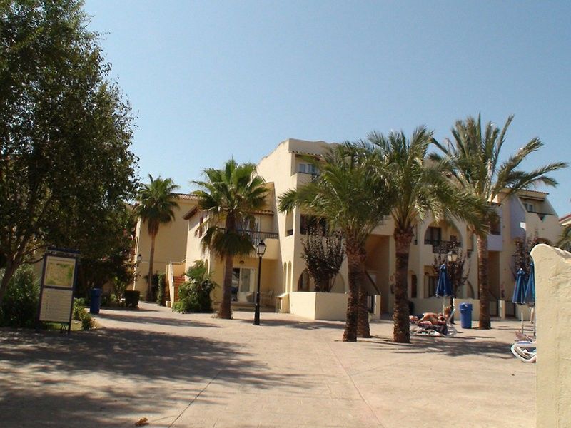 Aparthotel Globales Bouganvilla Sa Coma (Mallorca)