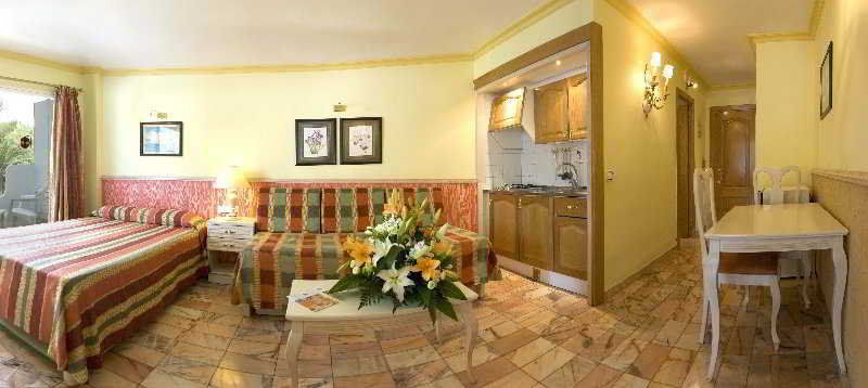 Globales Bouganvilla 3*