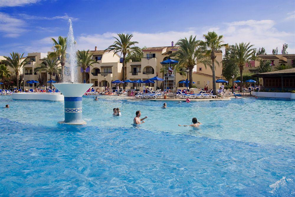 Globales Bouganvilla Aparthotel