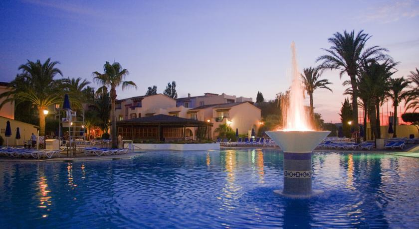 Globales Bouganvilla Aparthotel