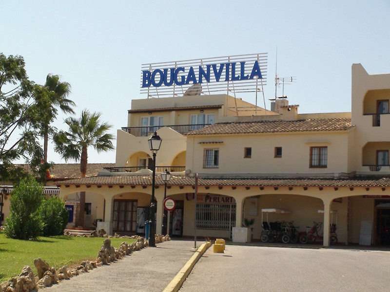 Aparthotel Globales Bouganvilla Sa Coma (Mallorca)